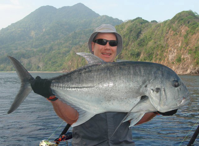 ../tools/UploadPhoto/uploads/Andaman-Giant-Trevally.jpg